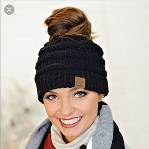 TWO CC Ponytail / Bun Beanies